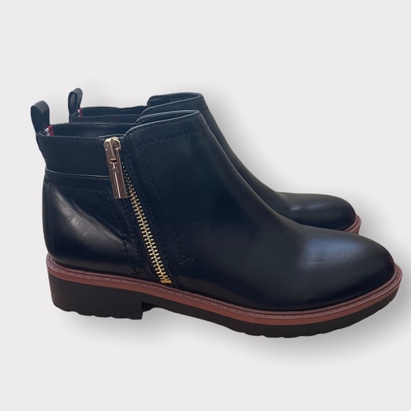 Tommy Hilfiger - Fawn Faux Leather, Black Booties - 6 - Picture 8 of 12
